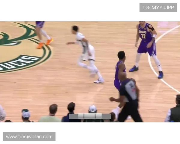 湖记吐槽球队防守问题频发或需再次召开防守会议加强防守意识 湖记吐槽球队防守问题频发或需再次召开防守会议加强防守意识